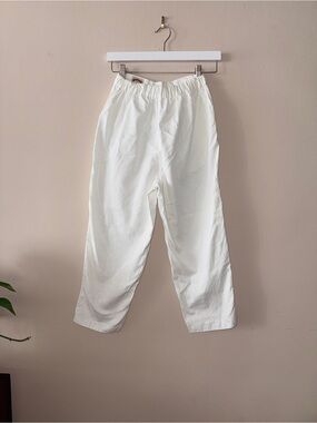 Banana Republic VINTAGE - 1980's Mill Valley Tag White Capri Pants - Medium